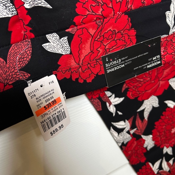 New Le Château Pants - Picture 4 of 5